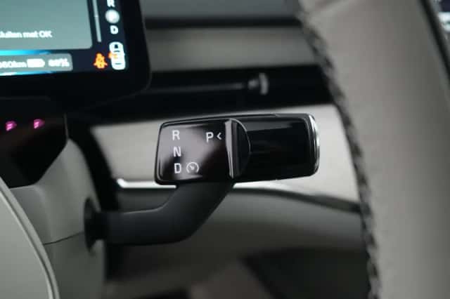 Volvo ES90 (2025) thumbnail 38
