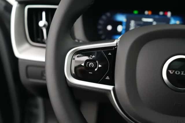 Volvo XC60 (2026) thumbnail 37