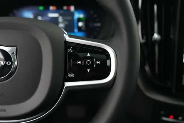 Volvo XC60 (2026) thumbnail 38