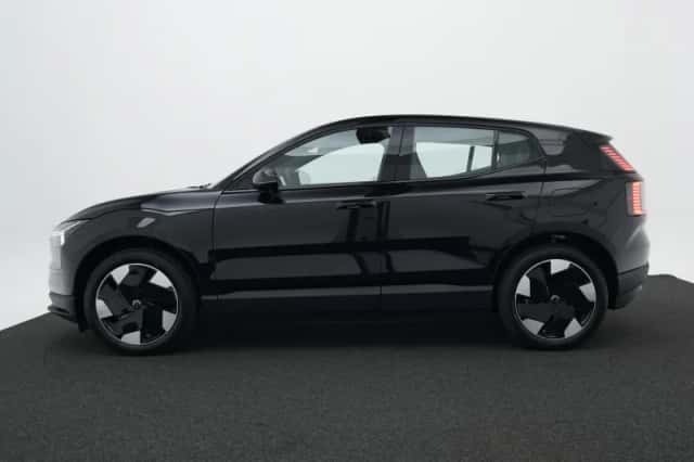 Volvo EX30 (2026) thumbnail 3