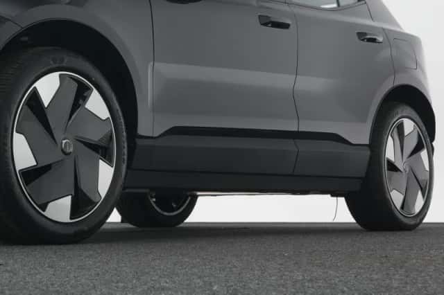Volvo EX30 (2026) thumbnail 23