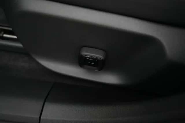 Volvo EX30 (2026) thumbnail 28