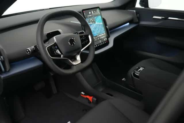 Volvo EX30 (2026) thumbnail 8