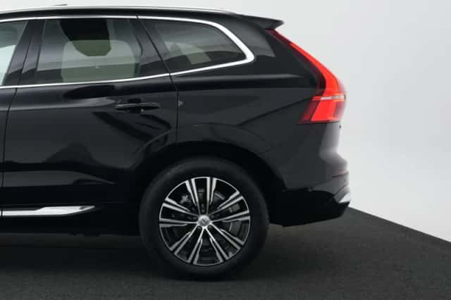 Volvo XC60 (2021) thumbnail 32