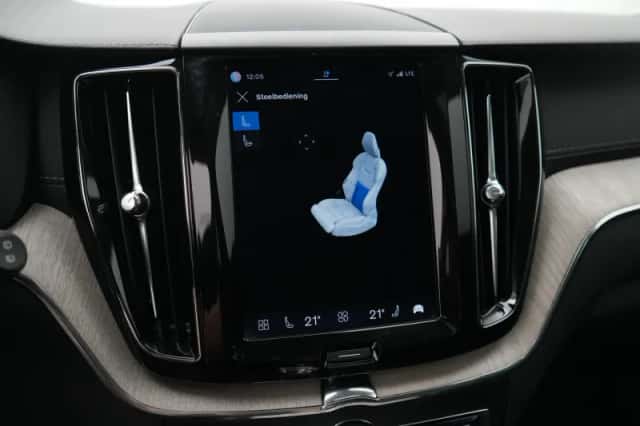 Volvo XC60 (2021) thumbnail 47