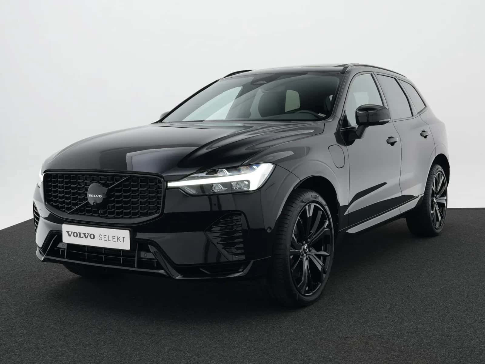 Volvo XC60 (2024) — foto 1