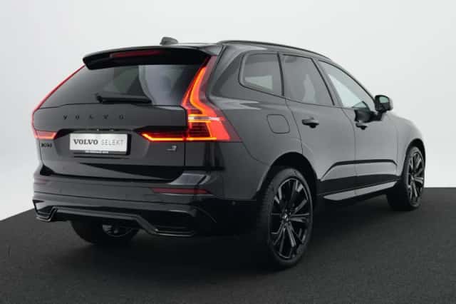 Volvo XC60 (2024) thumbnail 2