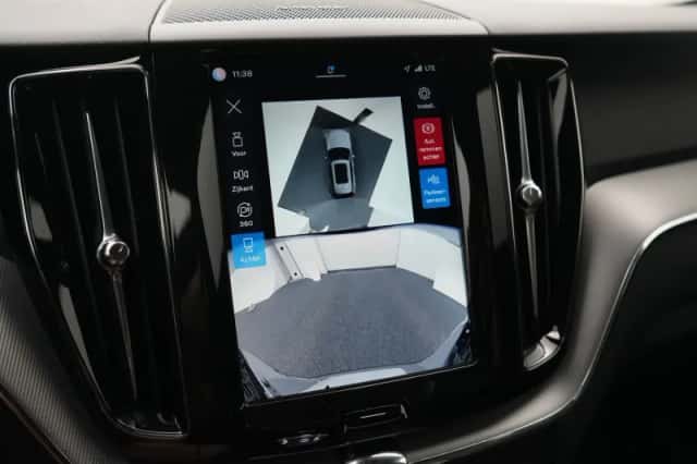 Volvo XC60 (2024) thumbnail 29