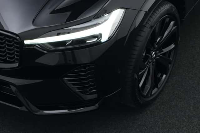 Volvo XC60 (2024) thumbnail 36