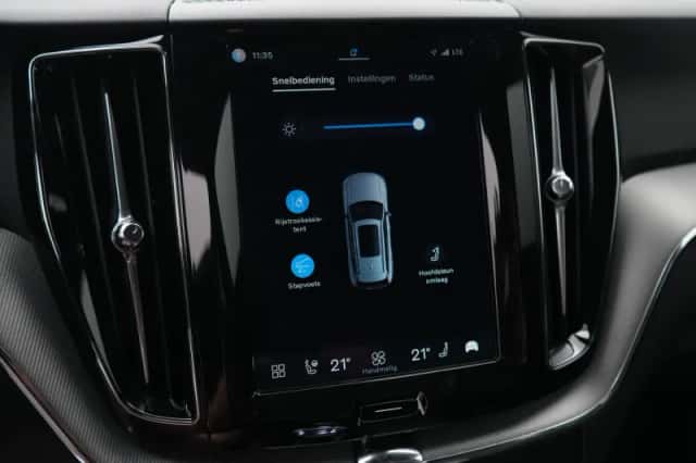 Volvo XC60 (2024) thumbnail 42