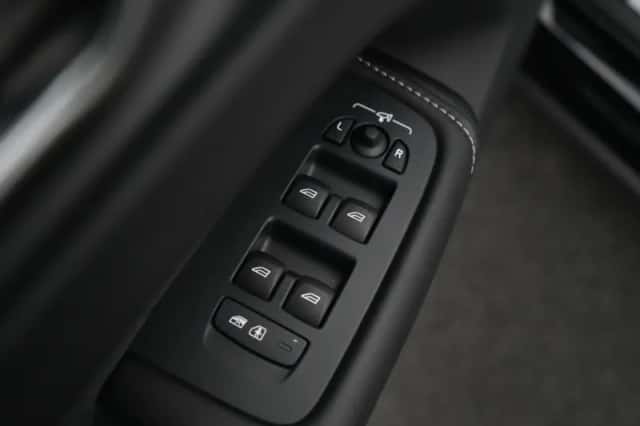 Volvo XC60 (2024) thumbnail 51