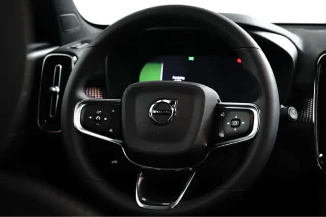 Volvo EX40 (2026) thumbnail 11