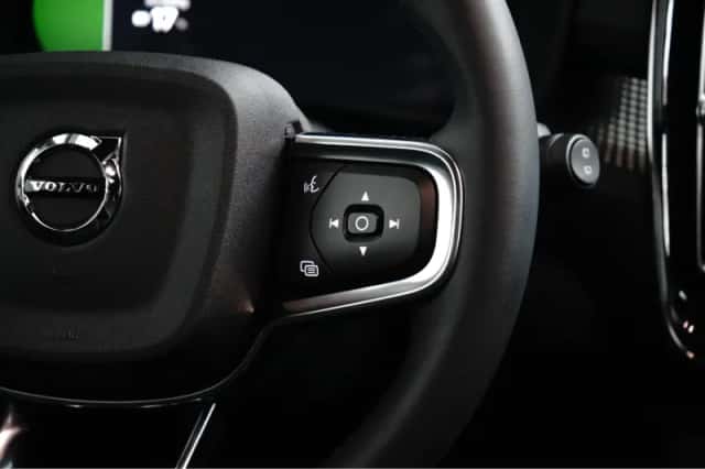 Volvo EX40 (2026) thumbnail 14