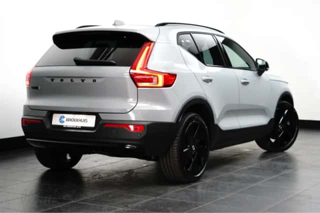 Volvo EX40 (2026) thumbnail 3