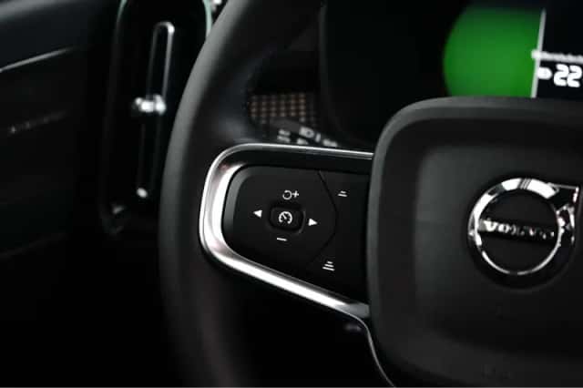 Volvo EX40 (2026) thumbnail 12