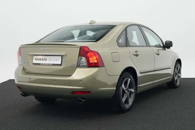 Volvo S40 (2009) thumbnail 2