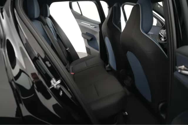 Volvo EX30 (2026) thumbnail 23