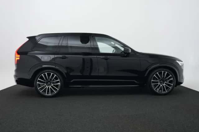 Volvo XC90 (2026) thumbnail 4