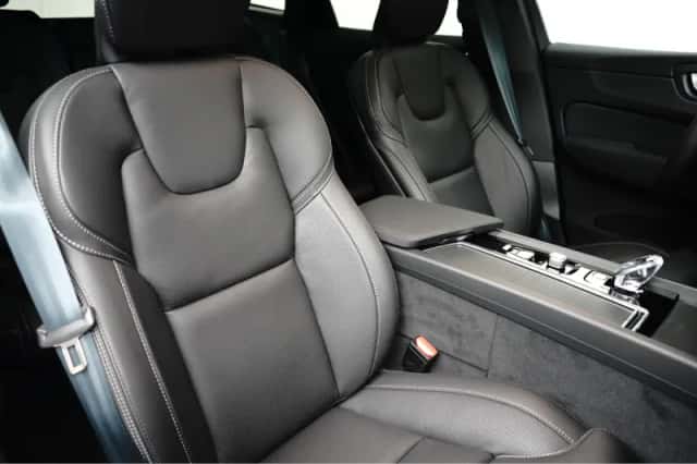 Volvo XC60 (2026) thumbnail 9