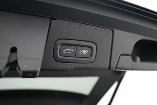 Volvo XC60 (2022) thumbnail 15