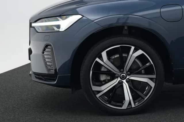 Volvo XC60 (2022) thumbnail 16