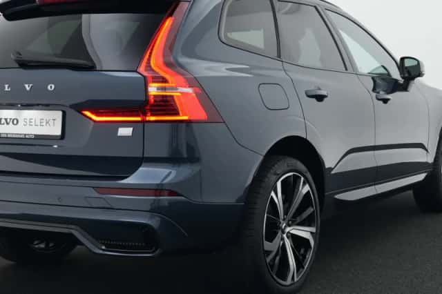 Volvo XC60 (2022) thumbnail 33
