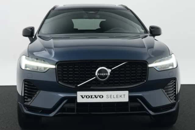 Volvo XC60 (2022) thumbnail 5