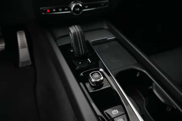 Volvo XC60 (2022) thumbnail 48