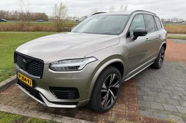 Volvo XC90 (2022) thumbnail 1