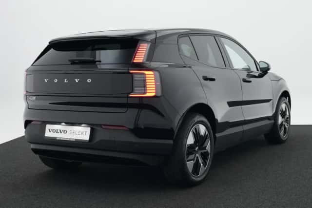 Volvo EX30 (2026) thumbnail 2