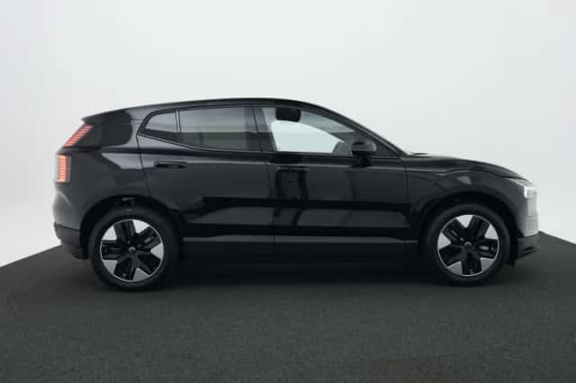 Volvo EX30 (2026) thumbnail 4