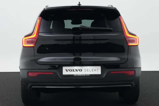 Volvo EX40 (2026) thumbnail 6