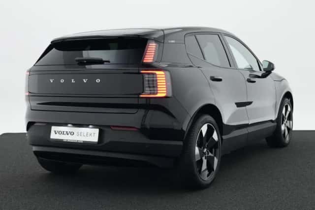 Volvo EX30 (2025) thumbnail 2