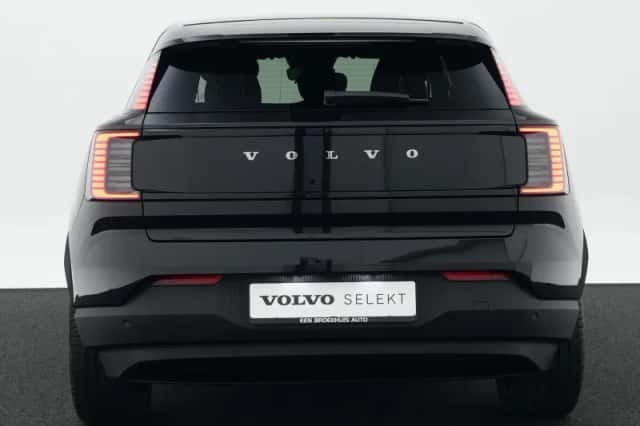 Volvo EX30 (2025) thumbnail 6