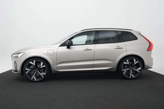 Volvo XC60 (2026) thumbnail 3