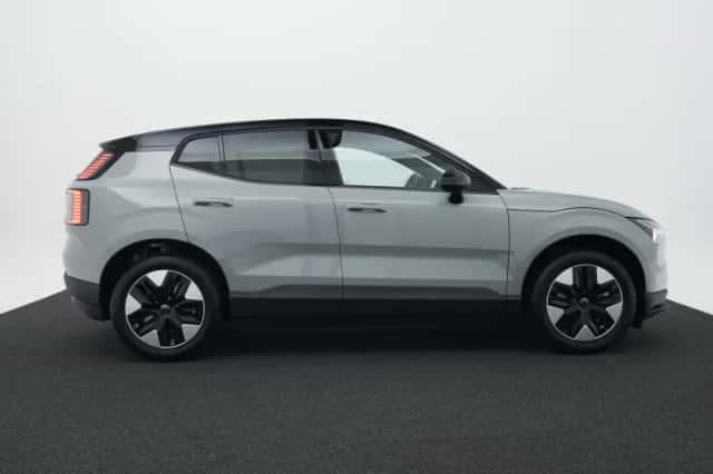 Volvo EX30 (2026) thumbnail 4