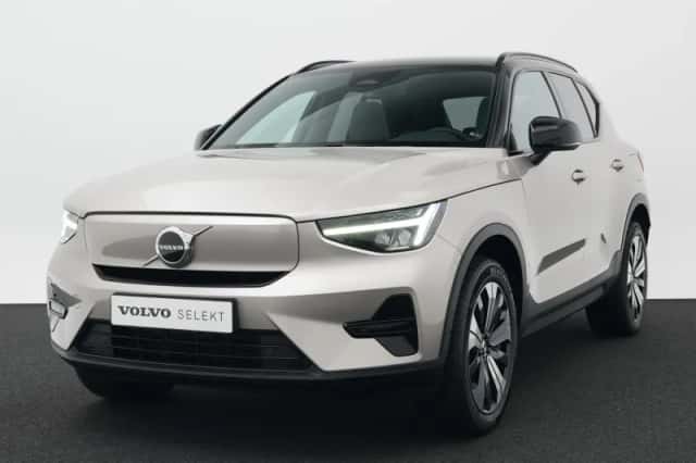 Volvo XC40 (2023) thumbnail 1