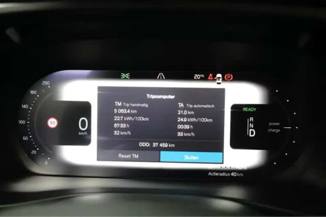 Volvo XC40 (2023) thumbnail 6