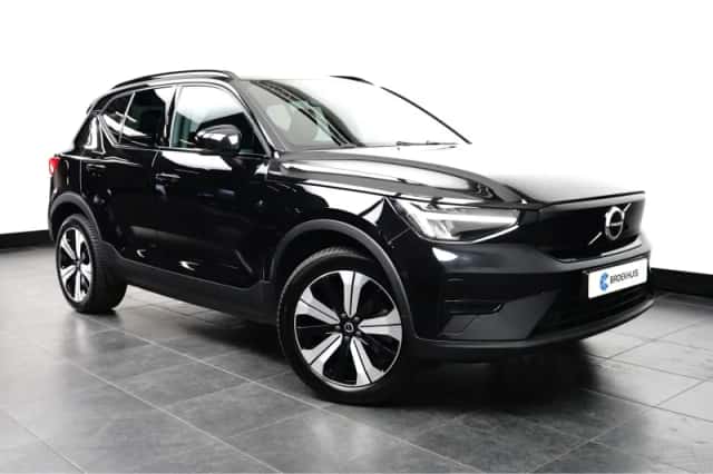 Volvo XC40 (2023) thumbnail 3
