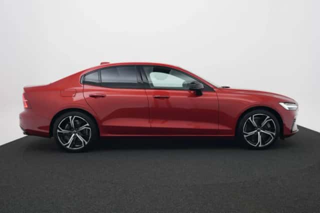 Volvo S60 (2022) thumbnail 4