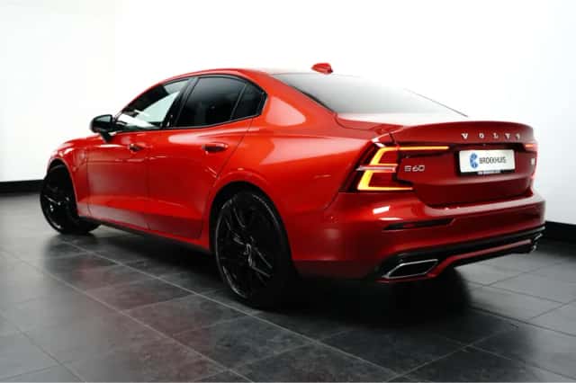 Volvo S60 (2022) thumbnail 5