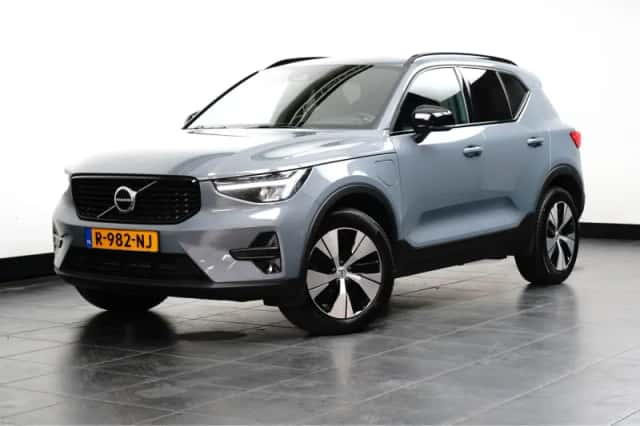 Volvo XC40 (2022) thumbnail 1