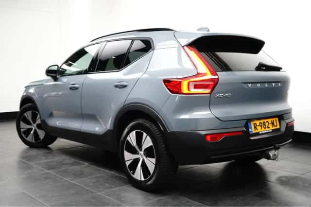 Volvo XC40 (2022) thumbnail 5