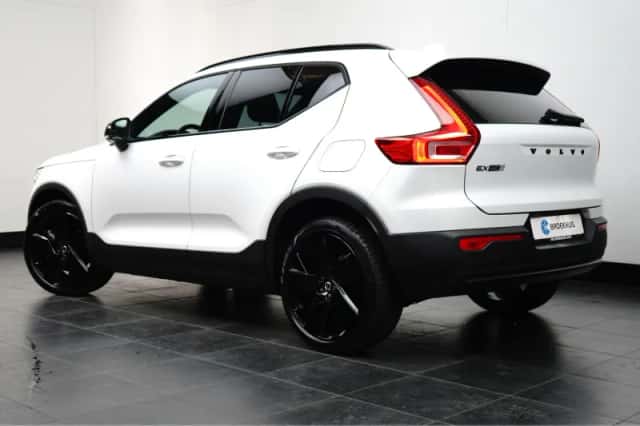 Volvo EX40 (2026) thumbnail 2