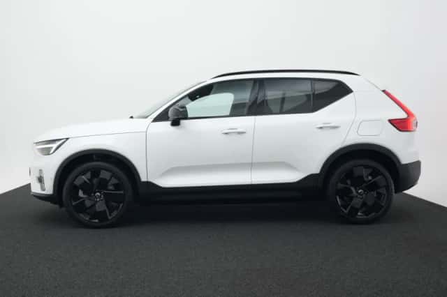 Volvo EX40 (2026) thumbnail 3