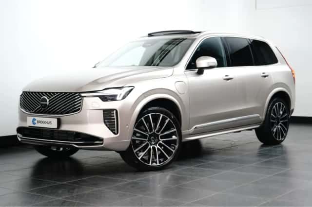 Volvo XC90 (2025) thumbnail 1