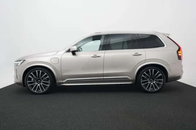 Volvo XC90 (2026) thumbnail 3