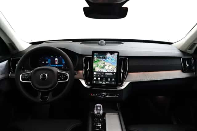 Volvo XC90 (2025) thumbnail 5
