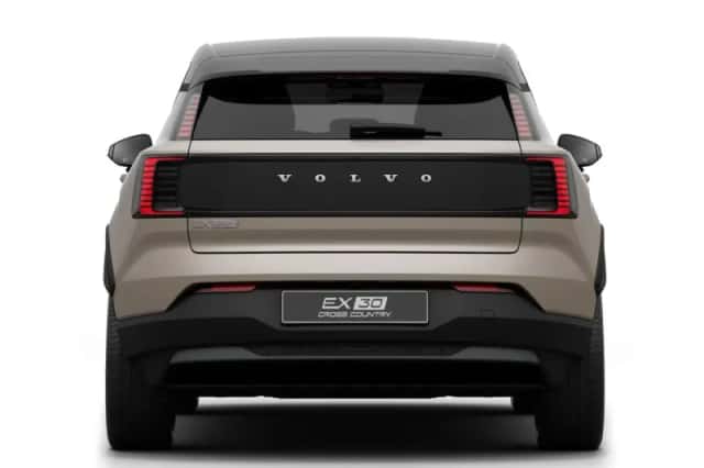 Volvo EX30 (2026) thumbnail 4