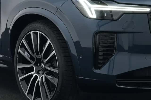 Volvo XC90 (2026) thumbnail 2